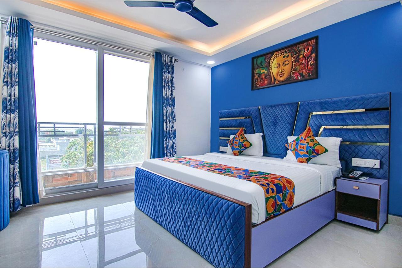 Fabhotel Satyam International Noida Bagian luar foto