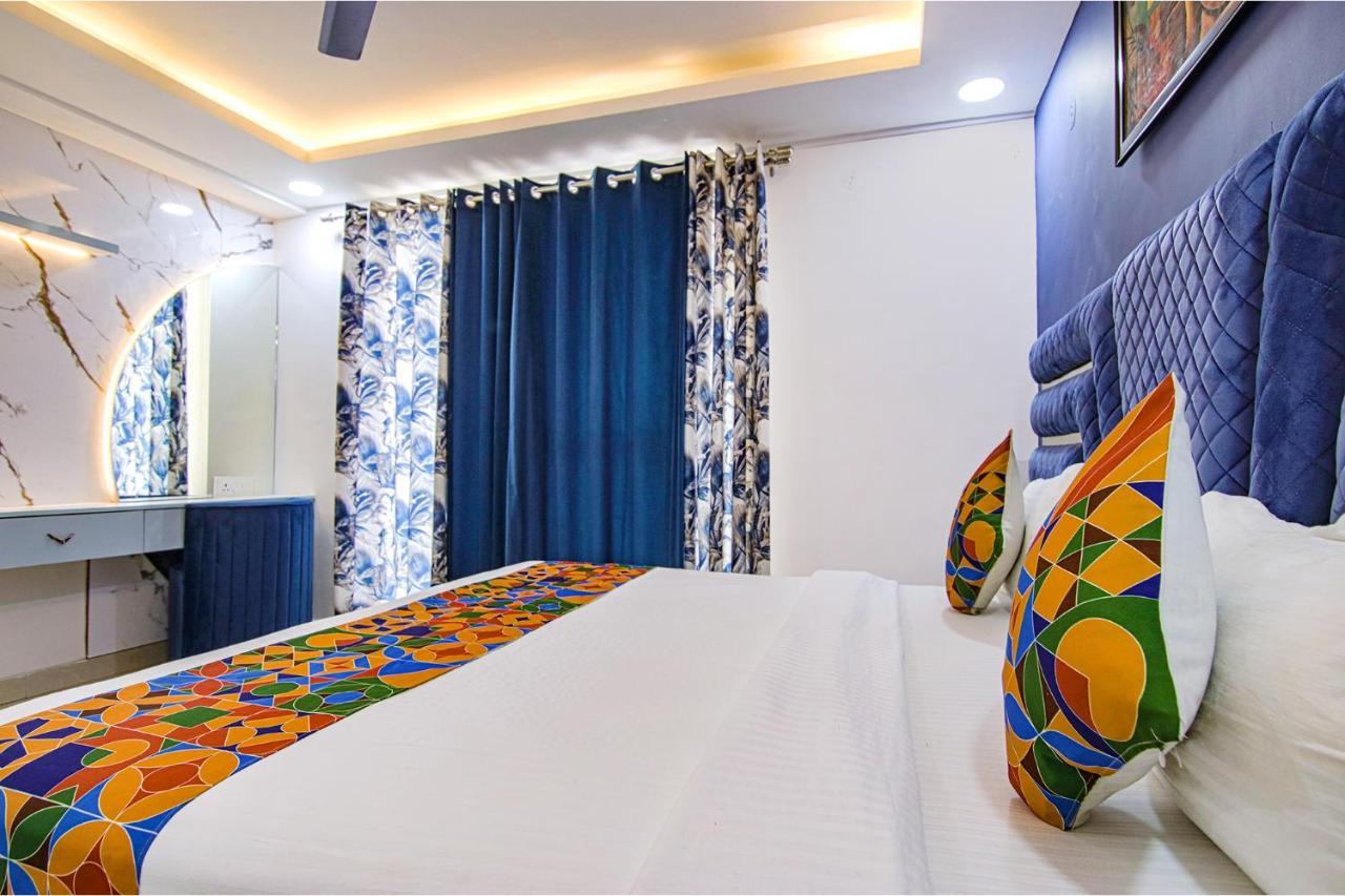 Fabhotel Satyam International Noida Bagian luar foto