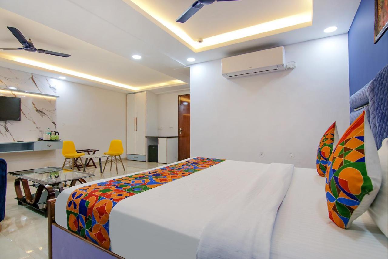 Fabhotel Satyam International Noida Bagian luar foto